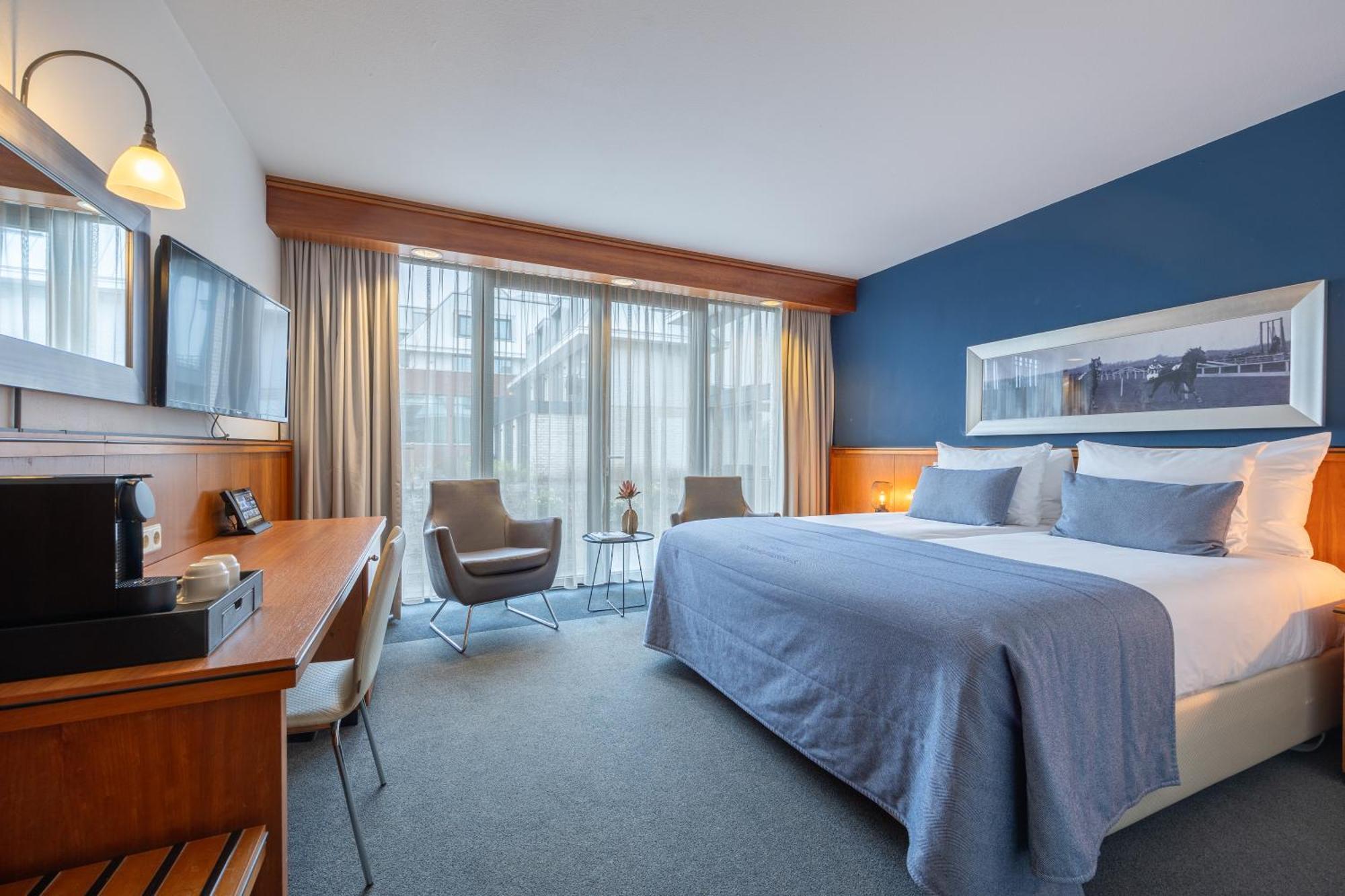Van Der Valk Hotel Den Haag Wassenaar Bagian luar foto